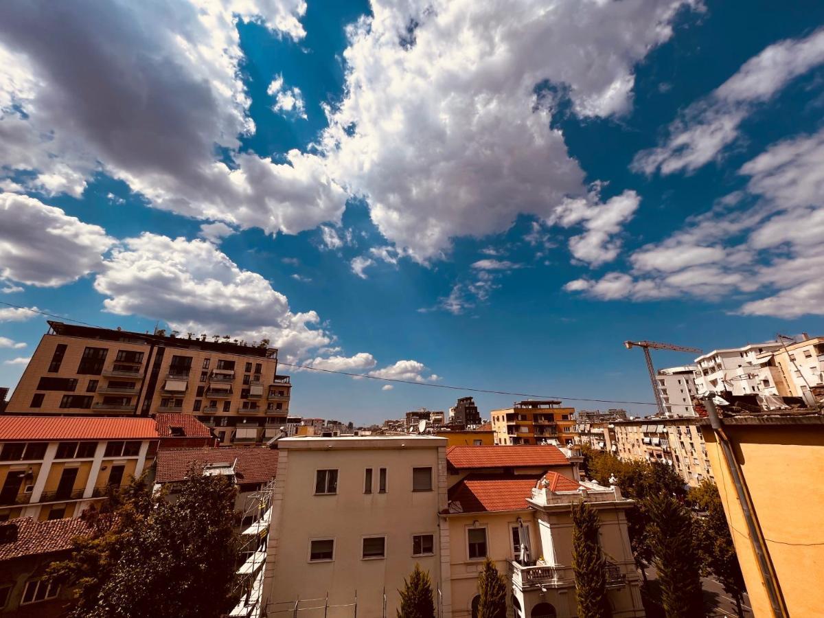 City Center Two Private Bedrooms Near Scanderbeg Square On Shared Apartment Tirana Exterior foto